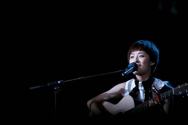 “绵羊音”曾轶可为什么不红了,看看她做了什么就明白了