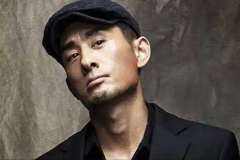 星光大道多个冠军现状：有人大红大紫，有人负债当搬运工