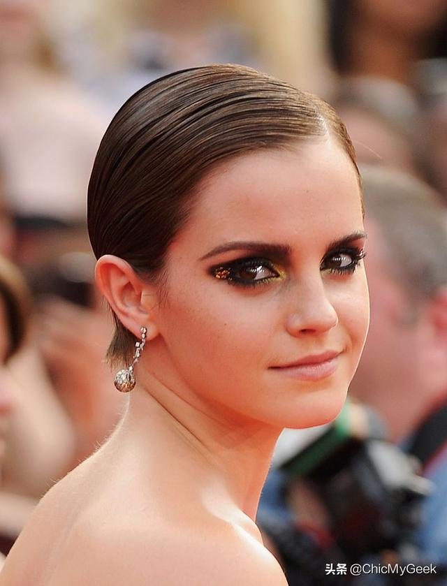 从《哈利波特》雀斑女孩到自信女神，回顾Emma Watson美丽进化史