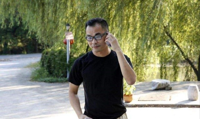 农村一小伙逆袭成富豪，上亿身家却抛妻弃子，跑到终南山剃度为僧