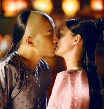 明星们拍摄吻戏的时候会有什么真实感受？真让人膛目结舌！