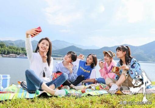 青春斗大结局向真关山分手！向真没等回赵聪，但这才是生活！