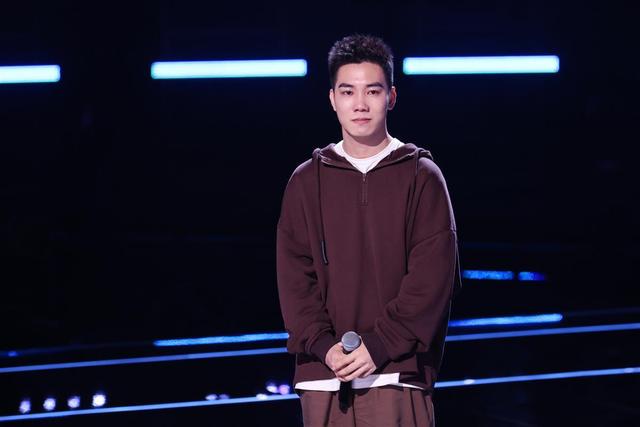 李克勤的“恋爱”圆满了：后发制人收入多员“大将”，好声音四大战队终于满员