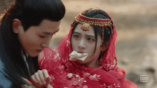 拉不下脸就别演丑角，让这9位女星告诉你，什么叫丑到认不出本人