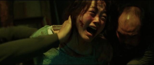 人质被绑匪百般虐待，就连喝水都被反绑双手！韩国最新犯罪电影