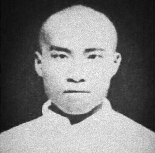 1959年毛主席卸任，朱老总为何拒绝担任主席之位，推荐刘少奇？