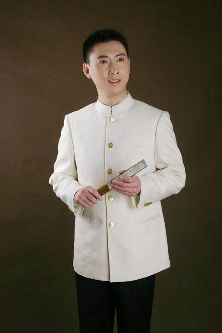 京剧名家熊明霞:3副护腿让妈妈泪目,她的姐弟婚姻幸福吗?