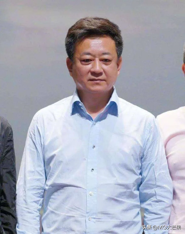 十二年已过，上届蛇年春晚主持人现状，把人生起伏展现的淋漓尽致