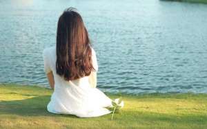 萧荣(她36岁，婆婆要她拿20万给交养老费，丈夫问她选卖房还是卖车 上)