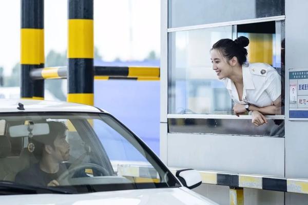 《风平浪静》:低配版“罪与罚”