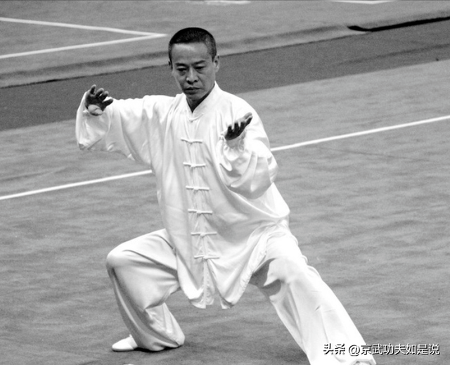 太极拳中脚落地无声的奥秘