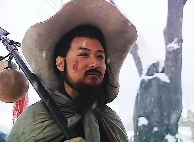 水浒传中，武松和林冲谁才是真英雄？你看毛主席是怎么点评他俩的