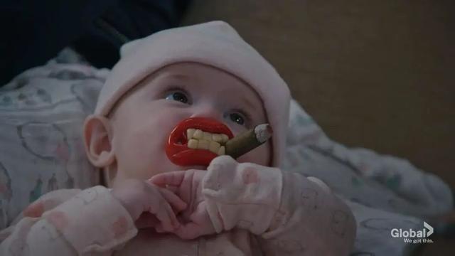 每个人都不完美，却拼凑出了记忆里最完美的《摩登家庭》