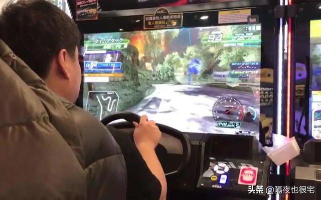 一部27年前的“老司机”日漫，是如何做到红遍二次元和娱乐圈的？