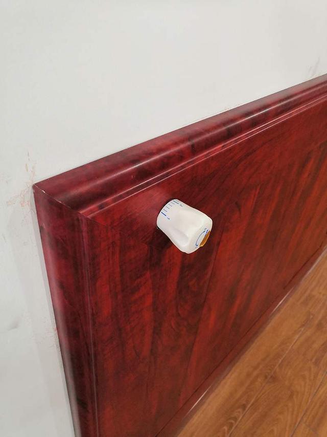 传统暖气被淘汰了？这种薄型水墙暖仅3cm，墙面看不见暖气片了