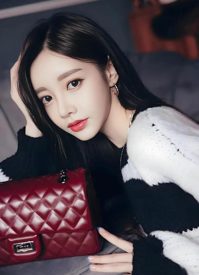 卿盈美女分享（96）孙允珠