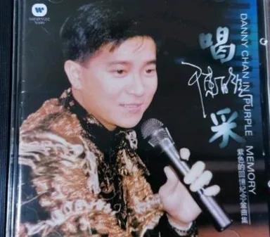 80年代风靡香港，他才华横溢，曾是乐坛扛把子，35岁意外陨落