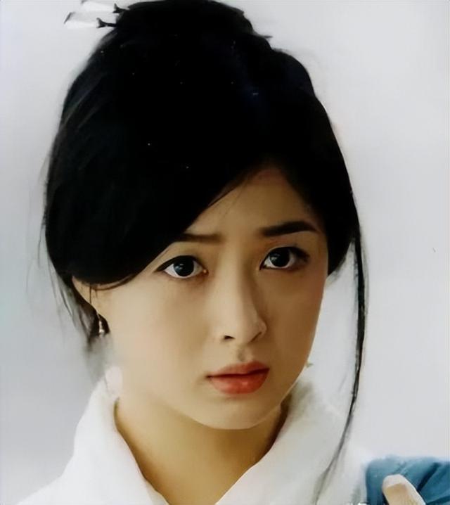 有人背景通天，有人硬刚资本？这几位女星根本不怕潜规则！