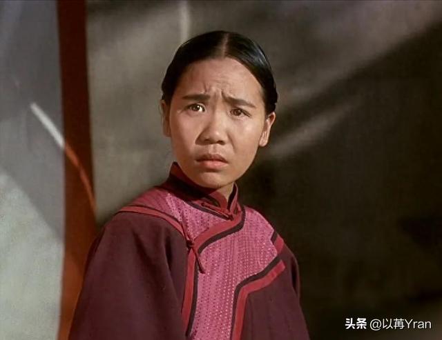 她是“中国最丑女演员”,凭什么嫁入豪门,成为阔太?