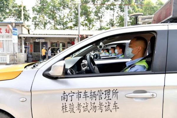 10月1日起科目二考试将增至9项，难度剧增？车管所这样回应……