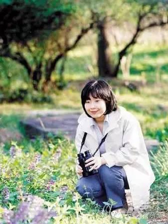 凤凰变麻雀，从公主到普通主妇，她舍弃地位换来想要的生活