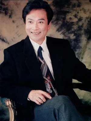 纪雪菲(他是上影演员，可与梁波罗比帅，在《等到满山红叶时》饰高英恋人)