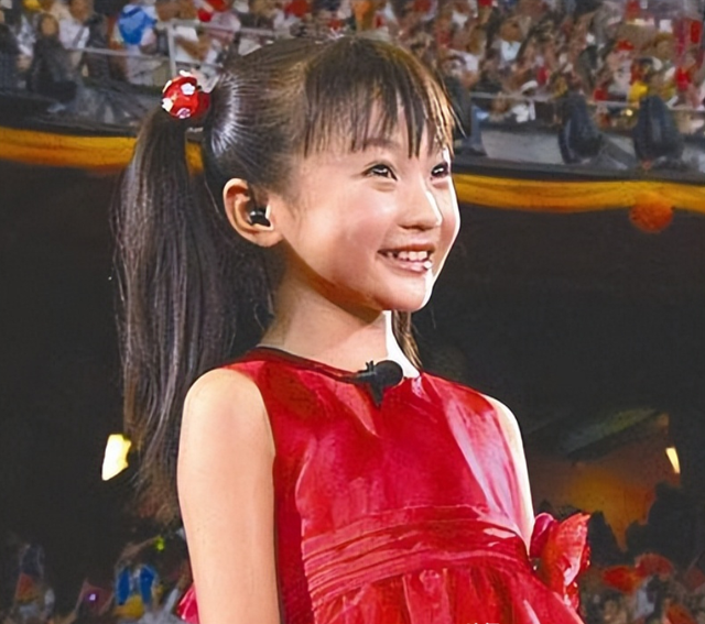 “南艺校花”刘露的堕落史：曾叫嚣警察被拘留，人狂必定有天收