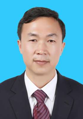 李会泽(会泽24人分获2019年度“名师、名医、文化名人、优秀人才”称号)