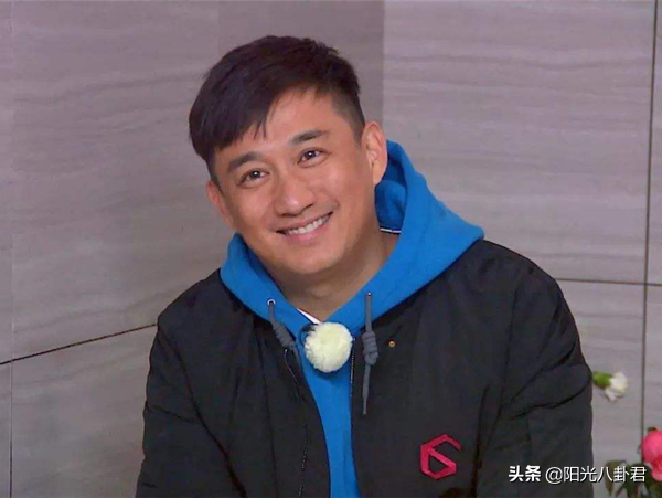 出道是小鲜肉，这6位现在都成了油腻大叔，颜值坍塌爹妈快认不出