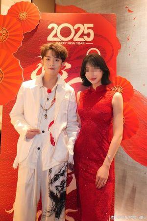 《玉骨遥》男星被旧爱控「把狗的头往地上摔」 人设翻车:连爸妈都骂