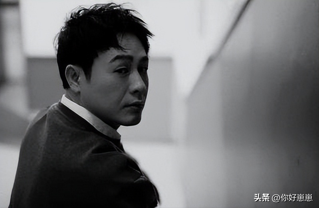 他是最干净的男演员，结婚46年零绯闻，为妻子息影12年，61岁走红