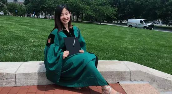 学霸鲁林希：高二放弃清华保送，大三未婚生子，22岁成为哈佛硕士