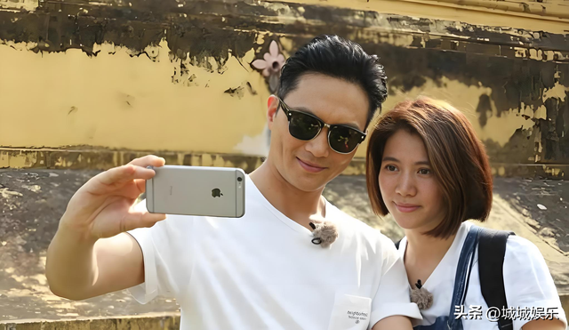 24 年甜蜜不落幕！港星张智霖和袁咏仪如何把婚姻过成爱情范本？