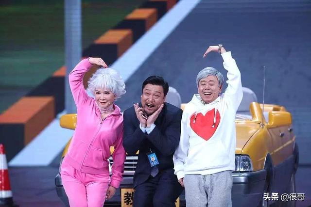 《囧妈》中客串的明星：有三位国家一级演员，还有一位乌克兰美女