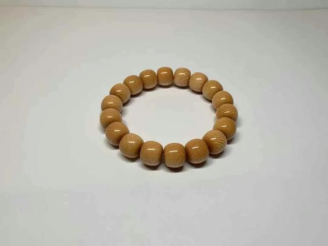 猛犸牙价格一克多少钱？最新猛犸牙价格介绍！