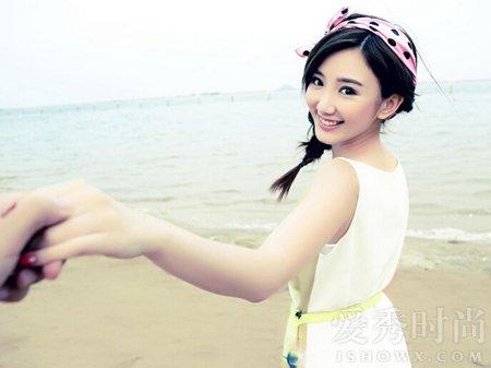 毛晓彤陈翔结婚照曝光 毛晓彤和陈翔谈了多久的恋爱 陈翔个人资料