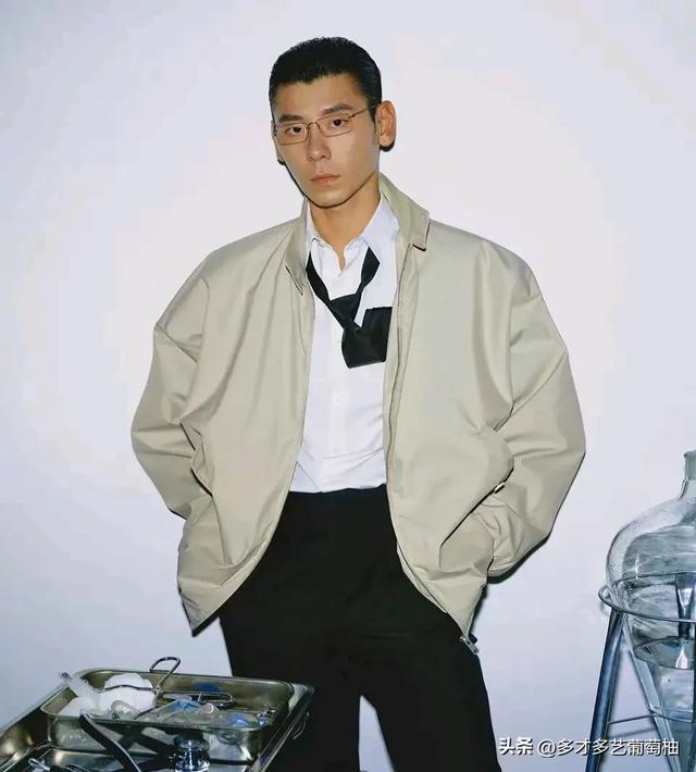 南北对决的配角天才谁演技好?蒋奇明乍看有点凶，阿如那看了想跑