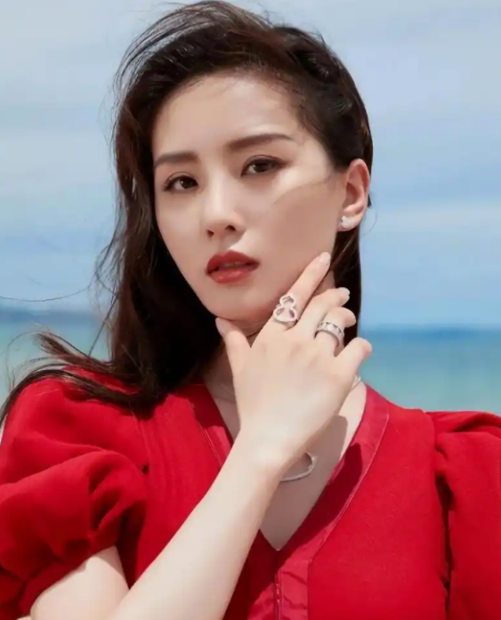 从北京走出来的5位女星，个个颜值天花板，你最喜欢谁？