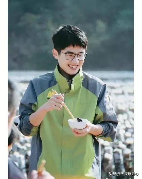 赵丽颖资源太好被爆有金主