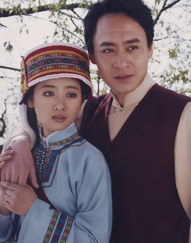 10年后再看小李琳，再婚嫁被指“吃软饭”的经超，才是正确的选择