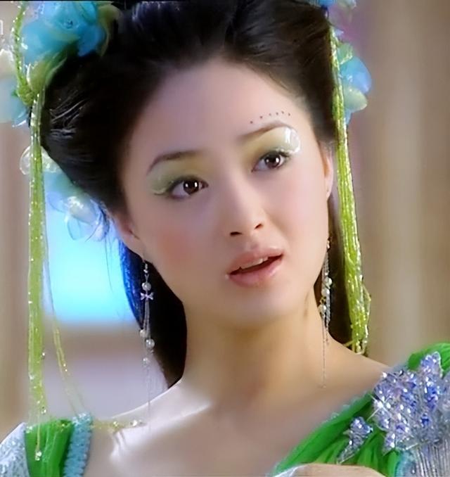 有人背景通天，有人硬刚资本？这几位女星根本不怕潜规则！