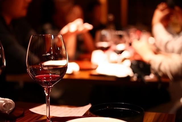 女明星们的“性丑闻”：大尺度不雅照曝光，不图钱只要刺激？