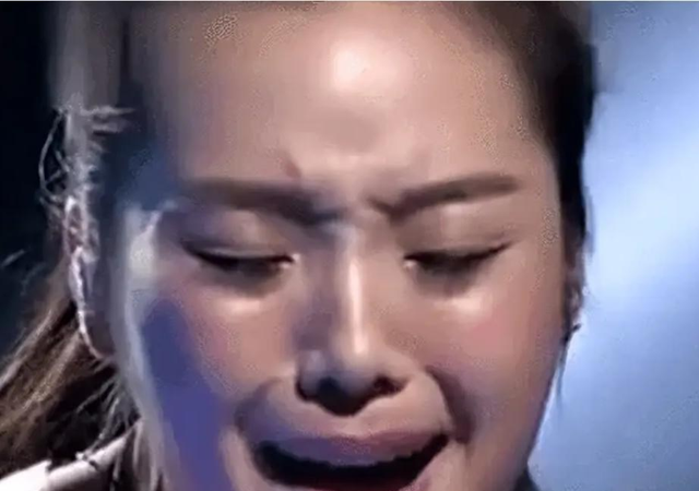 刀郎关系真相揭晓三个月后，云朵盛大现身，她不仅参与了两会