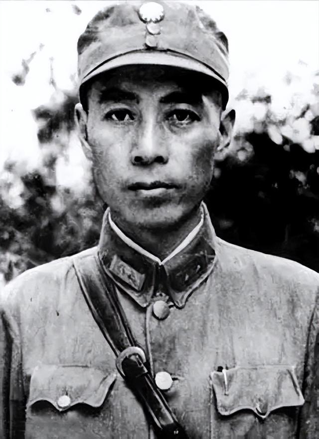 中共特工史上第一个双重间谍，51年判死刑，才说陈赓周总理认识我