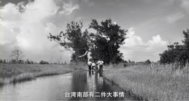 台湾近十年评分最高的电影，又好玩又扎心，可惜内地没上映