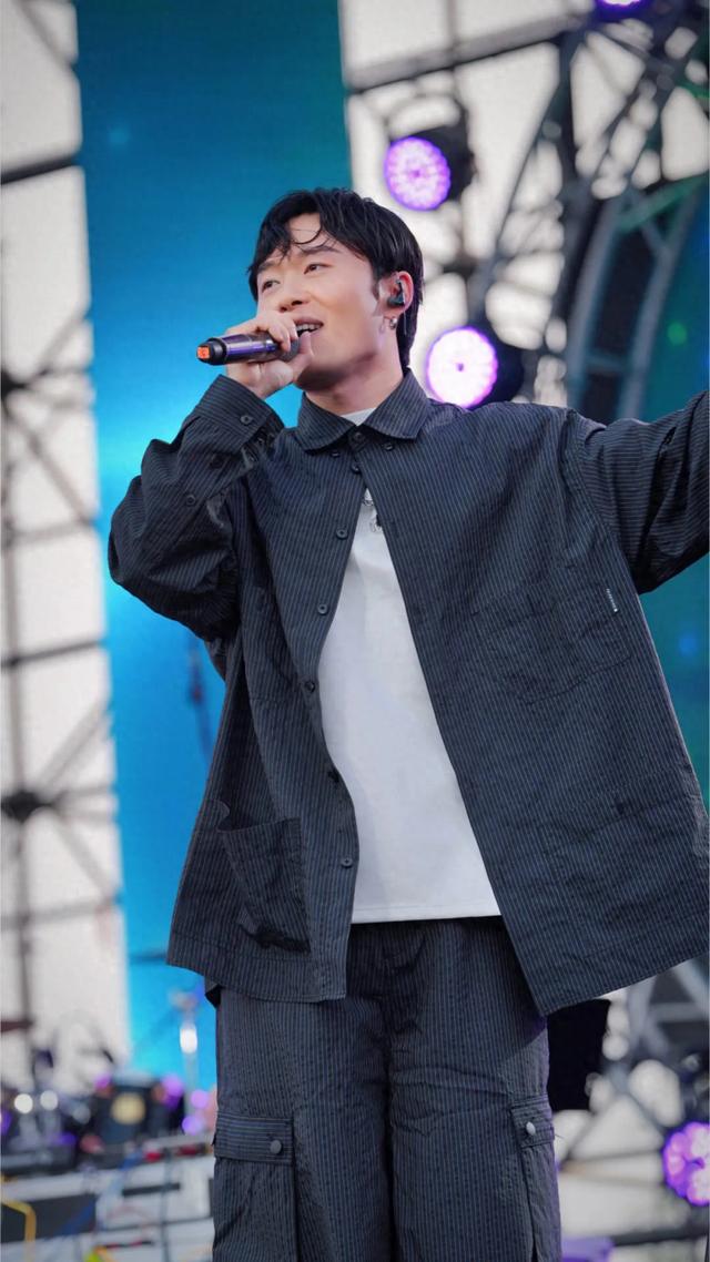 作息规律的永彬Ryan.B,反差感up!