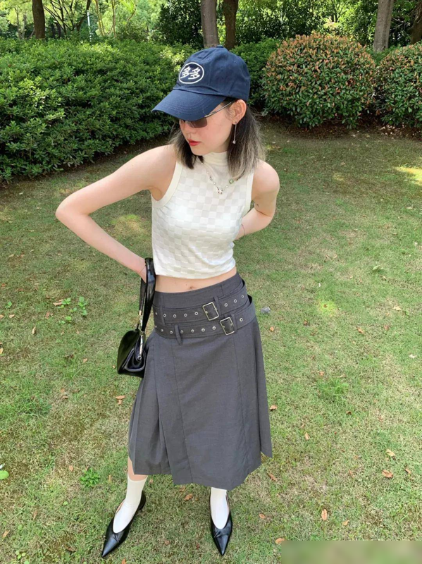 今夏“低腰裙”突然火了！可露蛮腰露腿，穿出来比你想象中要洋气