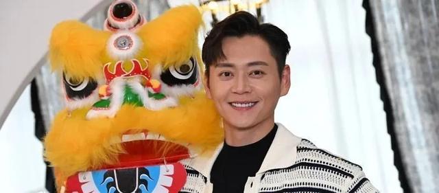 TVB视帝张振朗自爆被亲友催婚,称与女友暂没结婚计划：先专注事业