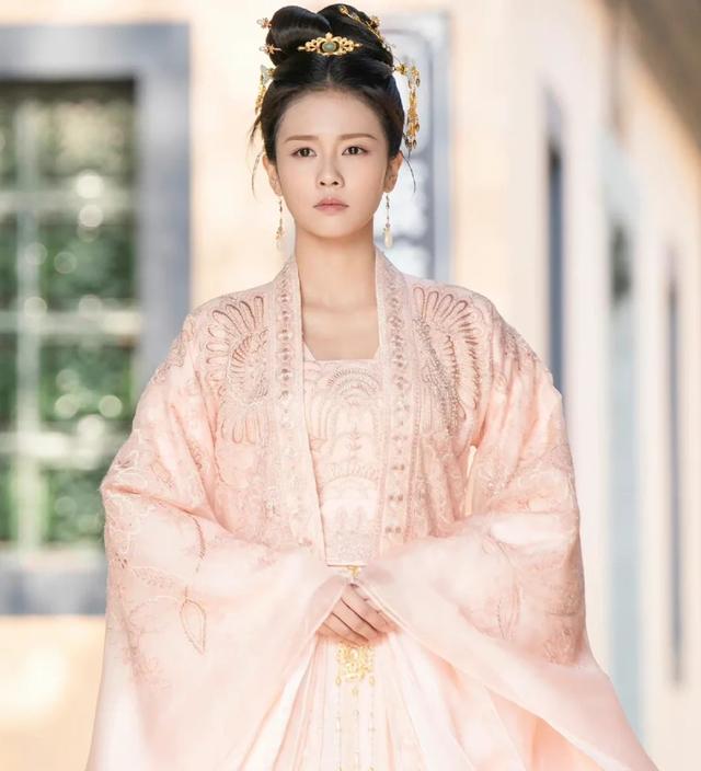 三刷《长安如故》，时宜盘发是对刘子行感情的转机，可惜他看不懂