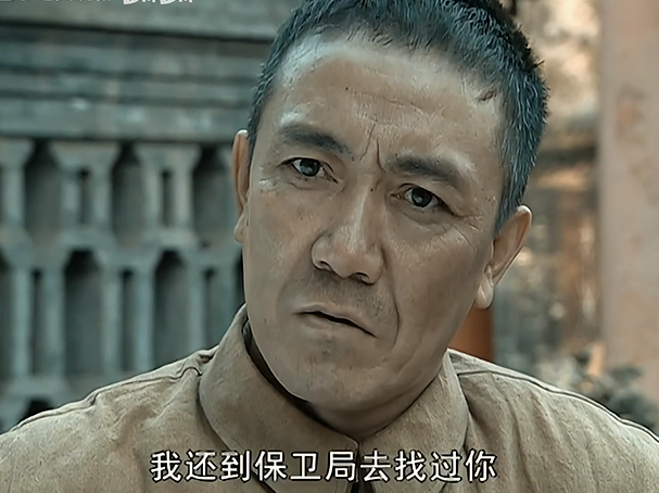 三刷《亮剑》后，才懂得身为师长的李云龙，为何敢顶撞王副军长